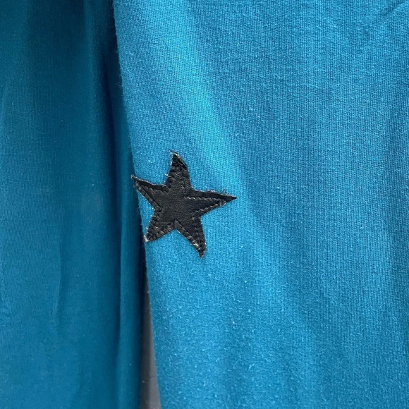 Super Soft Long Sleeved Yoga Tee, size Small - Picture 6 of 6